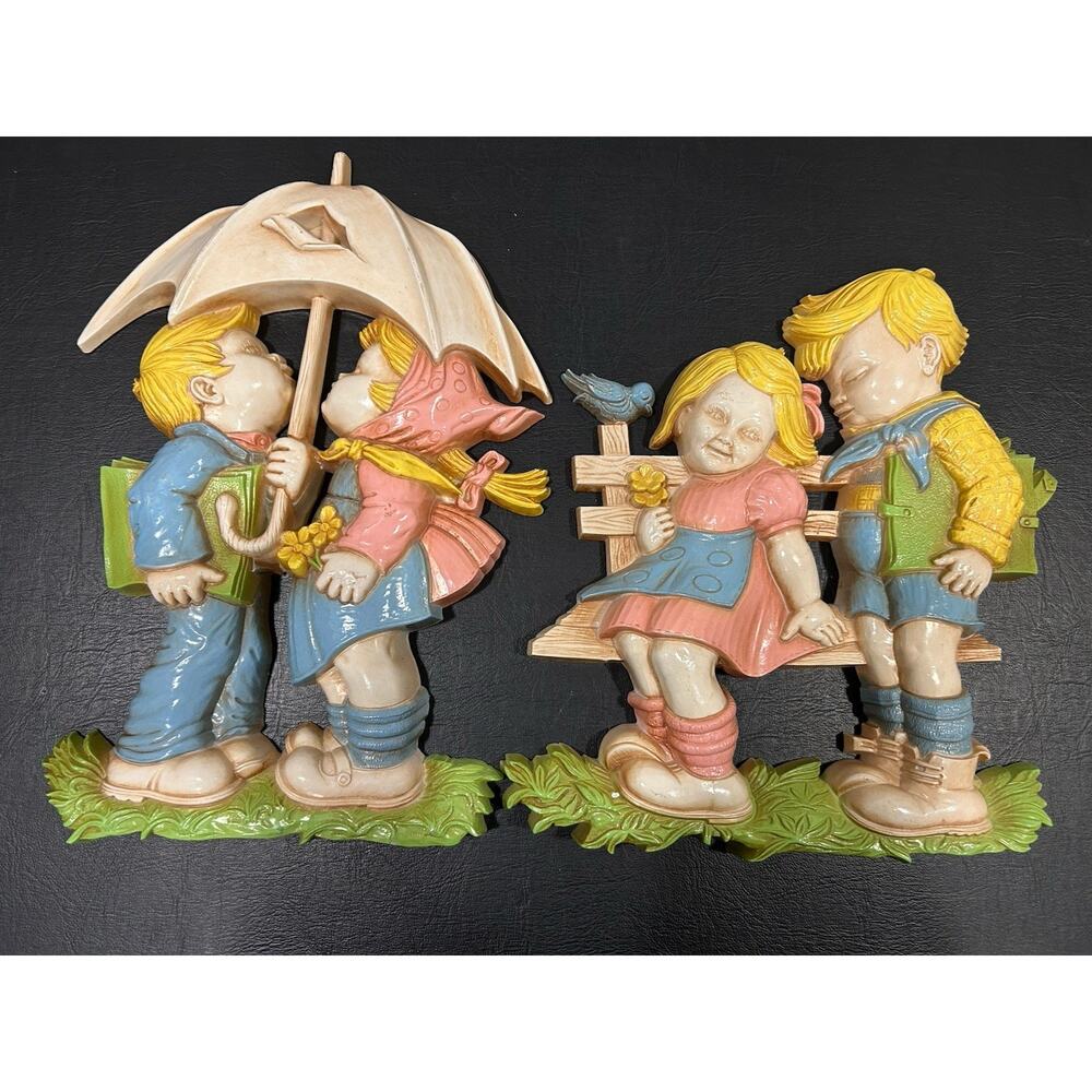 Vintage Homco Boy & Girl Wall Plaques 1977 Umbrella #7494 Park Bench